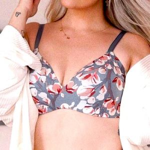 Knix Wingwoman Bra - Winter Gardenia Floral Print - size 7+ (fits 38E and 38F)